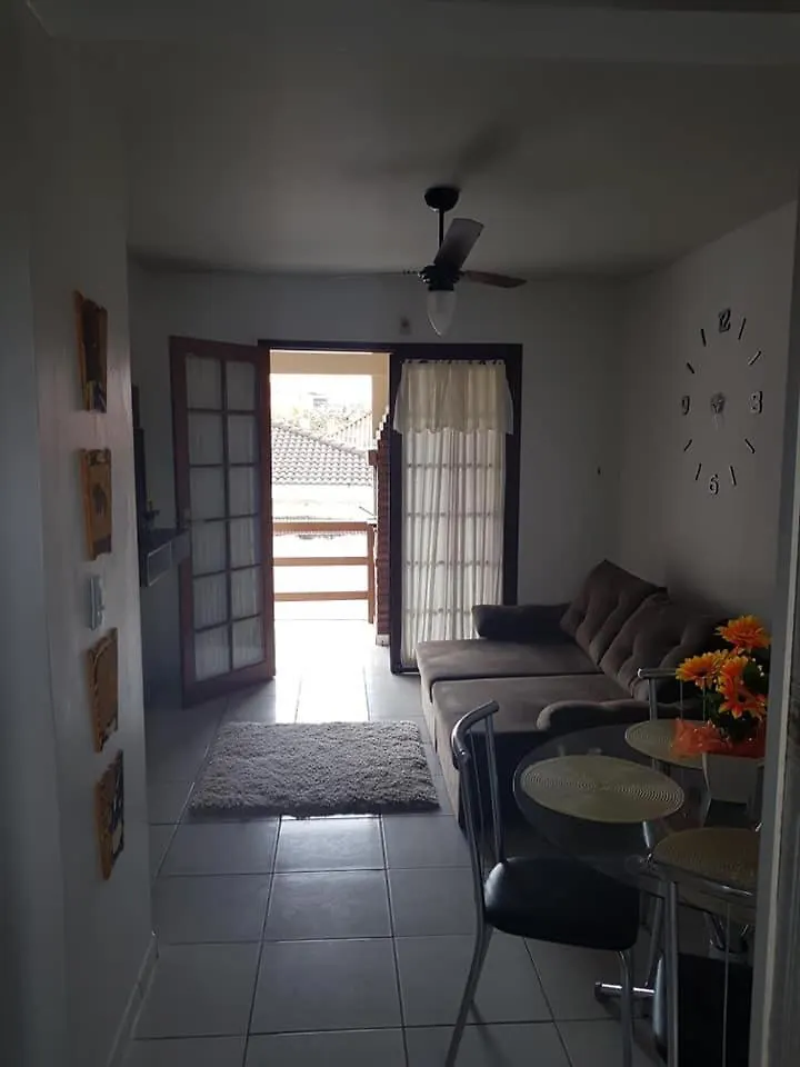 Solar Norte No Centro Dos Ingleses A 100 Metros Da Praia Florianópolis 0*,  Brasil